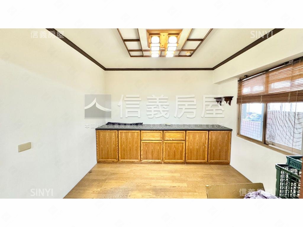 光武街邊間華廈房屋室內格局與周邊環境