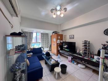 近捷運站３房平面車位