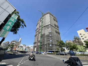 ［預售］鑫空樹美宅附兩衛