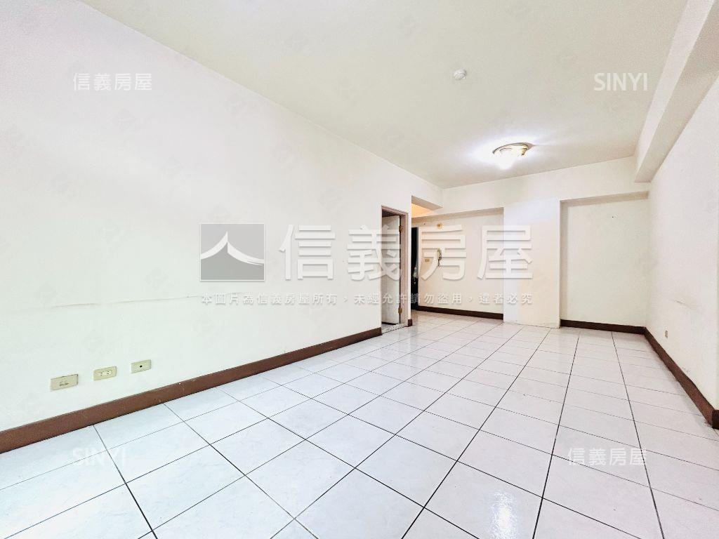 美麗華商圈綠意中庭三房房屋室內格局與周邊環境