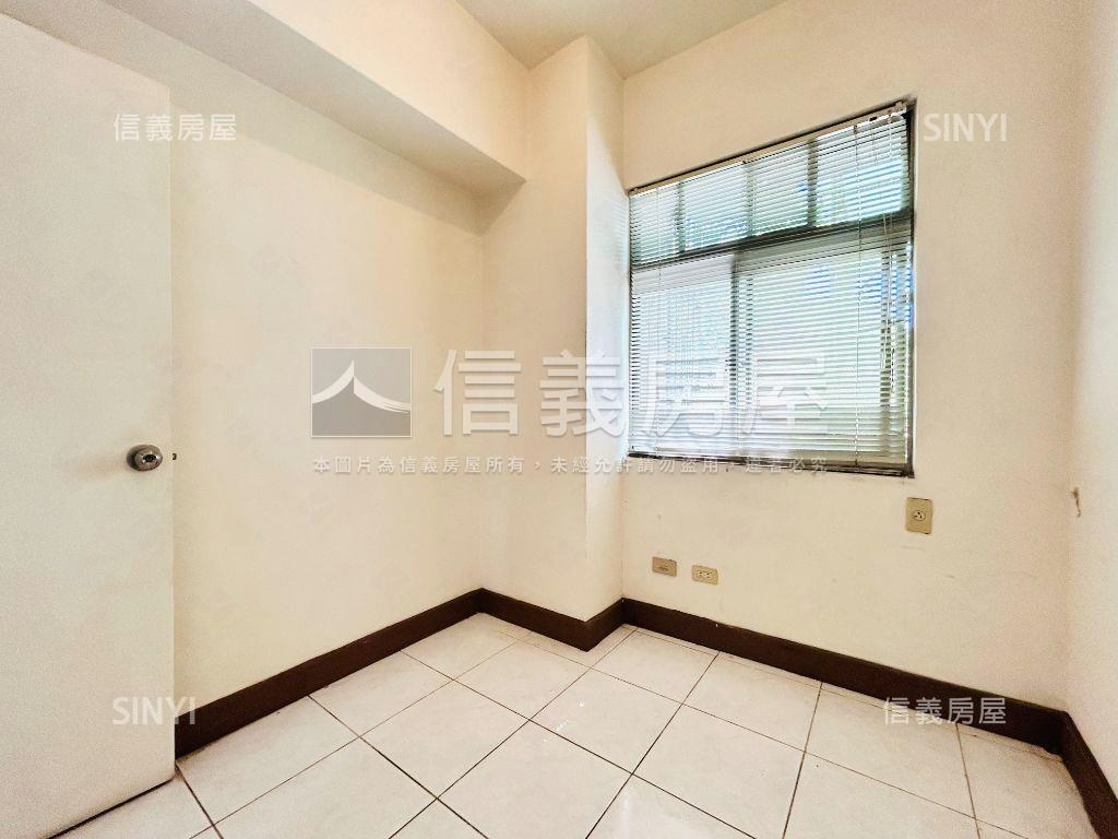 美麗華商圈綠意中庭三房房屋室內格局與周邊環境