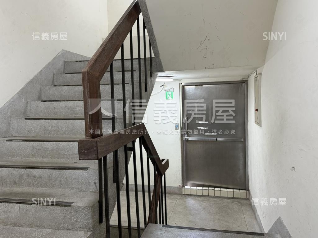 美麗華商圈綠意中庭三房房屋室內格局與周邊環境