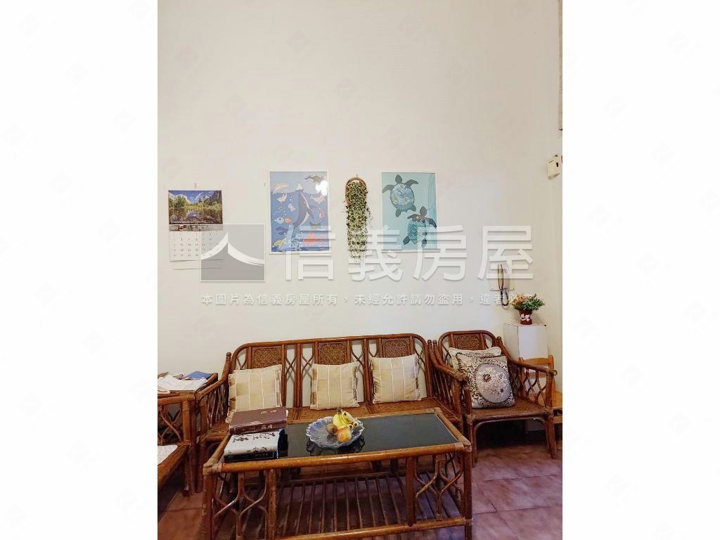 靜心中學旁值得典藏樓中樓房屋室內格局與周邊環境