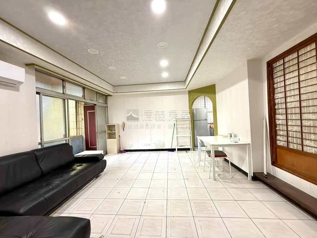 面樹海‧前後陽台方正美寓房屋室內格局與周邊環境