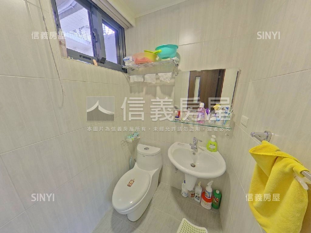 近南興國小泉宇３房附車位房屋室內格局與周邊環境