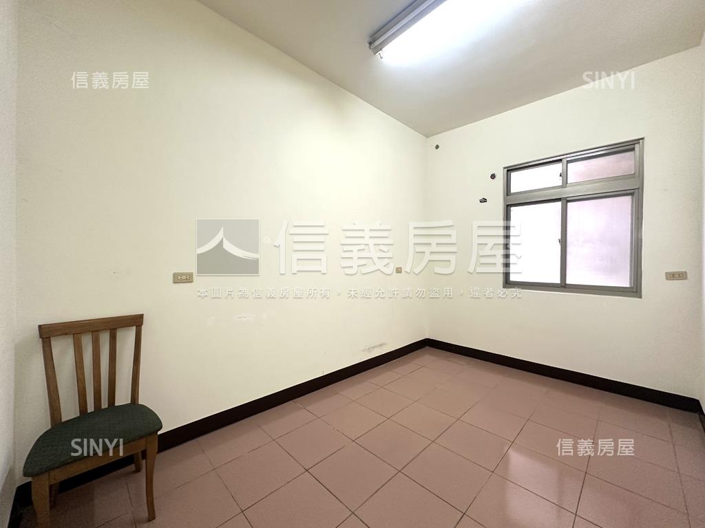 專約廣福路旁精華店面房屋室內格局與周邊環境