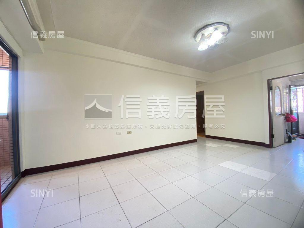 ㊝中華商圈三房平車房屋室內格局與周邊環境