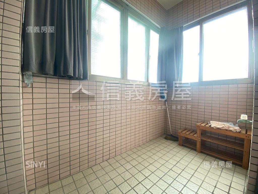 ㊝中華商圈三房平車房屋室內格局與周邊環境