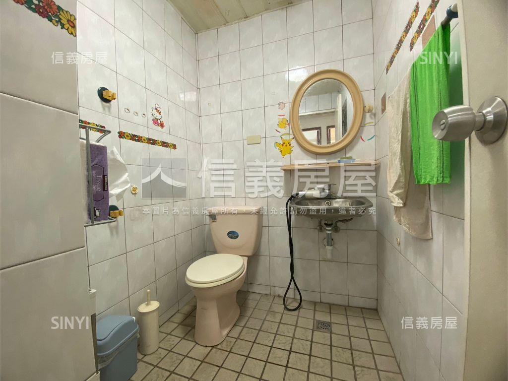 ㊝中華商圈三房平車房屋室內格局與周邊環境