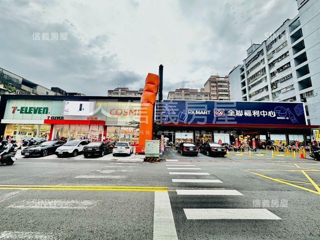 未來捷運南京正路角窗金店房屋室內格局與周邊環境