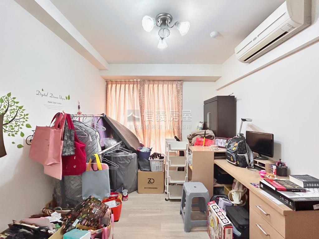 迴龍捷運台北富境房屋室內格局與周邊環境