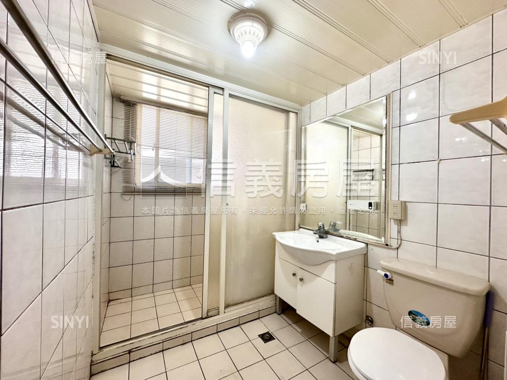 【新接】信義電梯★大空間房屋室內格局與周邊環境