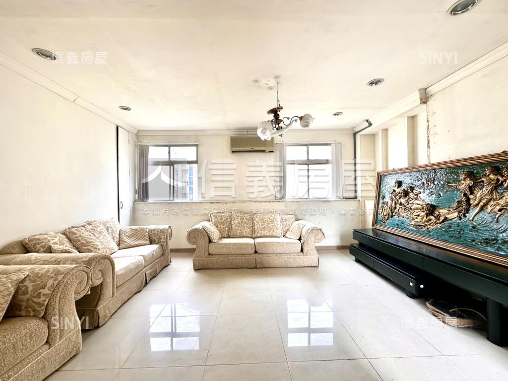 【新接】信義電梯★大空間房屋室內格局與周邊環境