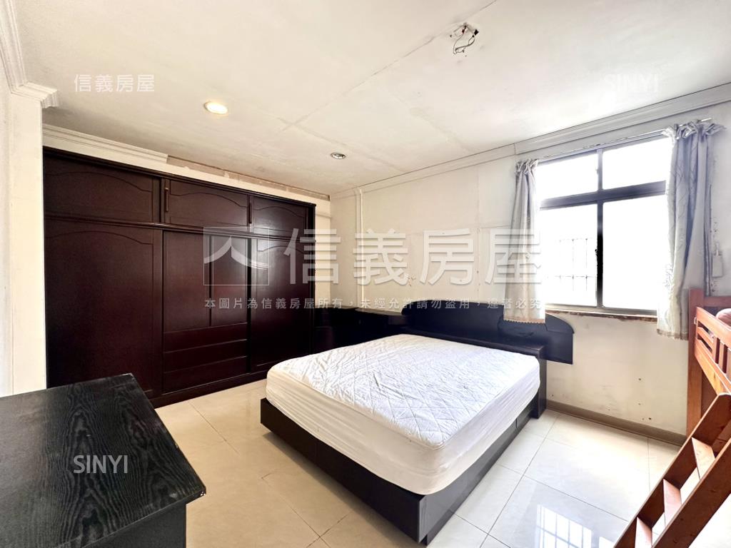 【新接】信義電梯★大空間房屋室內格局與周邊環境