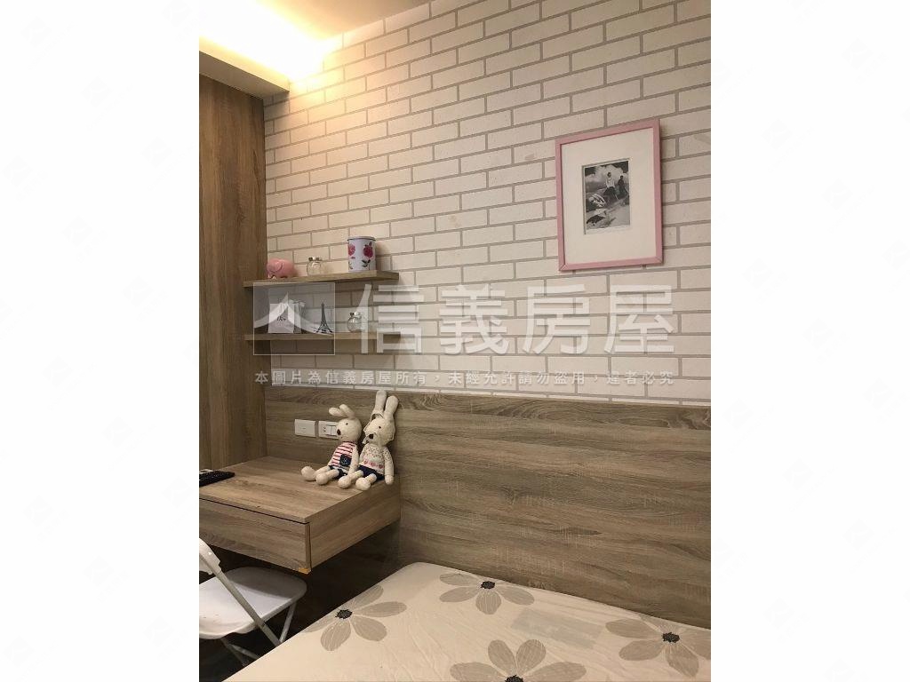 稚暉街黃金收租寶房屋室內格局與周邊環境
