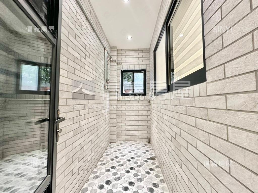 光明裝潢華廈房屋室內格局與周邊環境