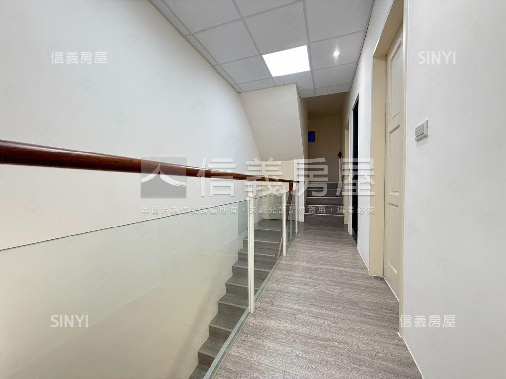 平鎮精華區美裝透天房屋室內格局與周邊環境