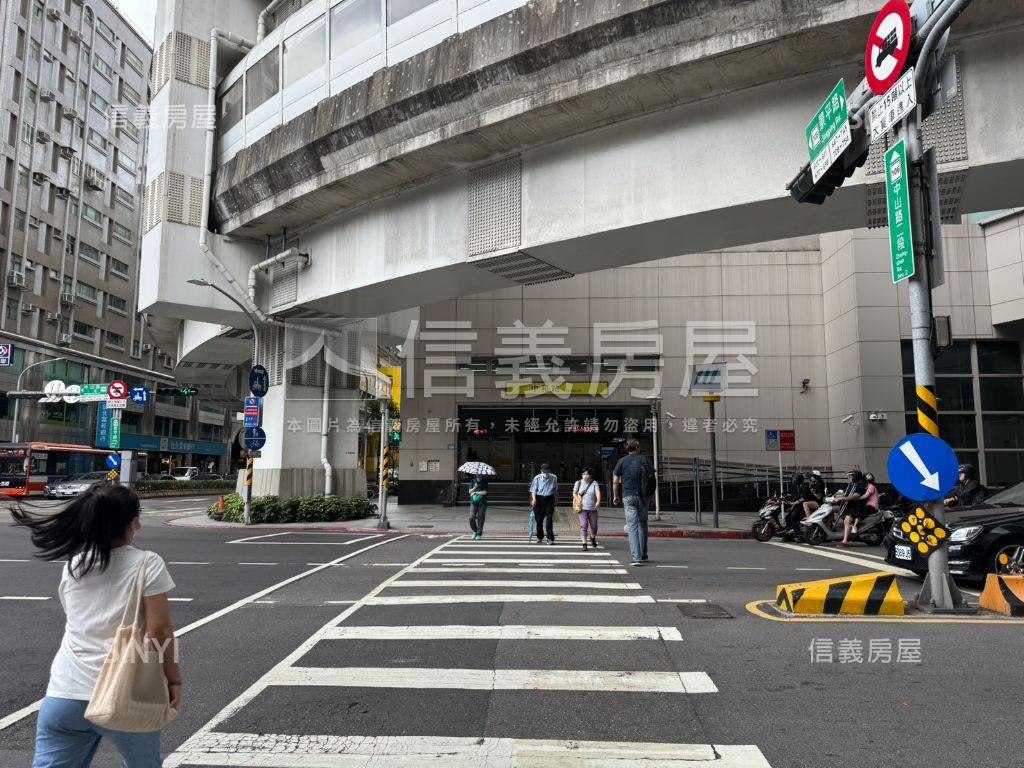 世界Ｖ１‧Ｄ棟辦公房屋室內格局與周邊環境