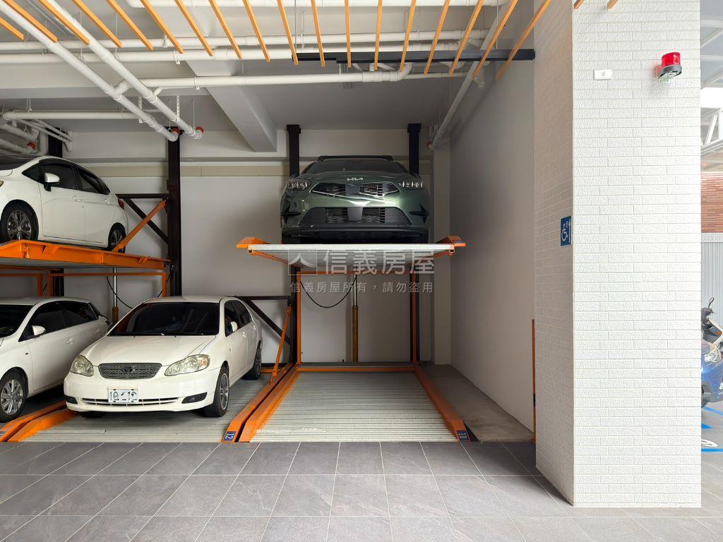 席揚琉白｜三房兩衛平移車房屋室內格局與周邊環境