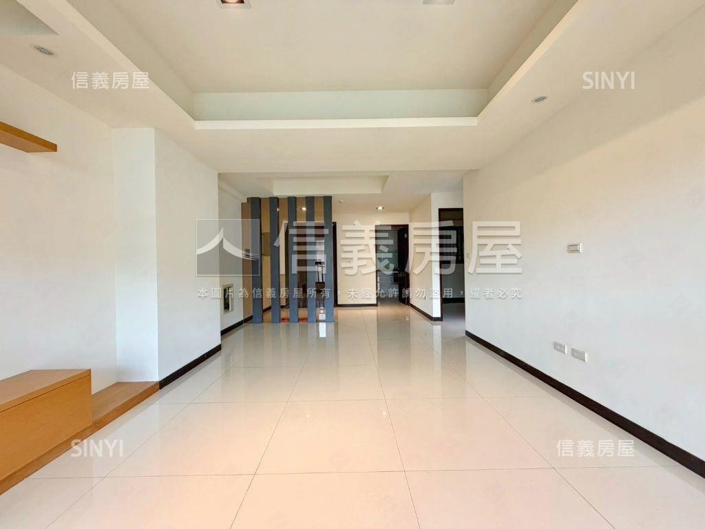 稀有釋出捷運景觀４房車位房屋室內格局與周邊環境