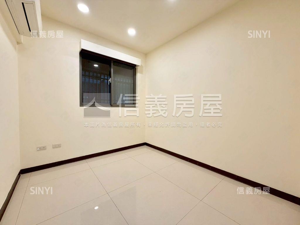 稀有釋出捷運景觀４房車位房屋室內格局與周邊環境