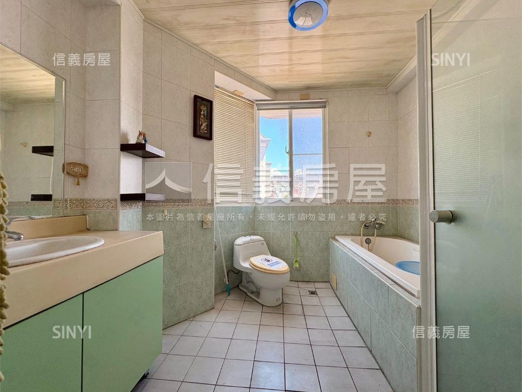 虎尾寮｜三面採光綠意透天房屋室內格局與周邊環境