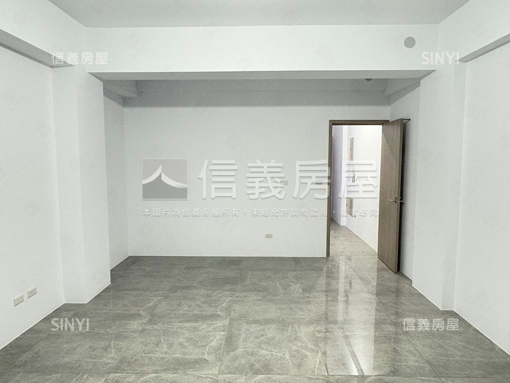 西區全新未住電梯透天房屋室內格局與周邊環境