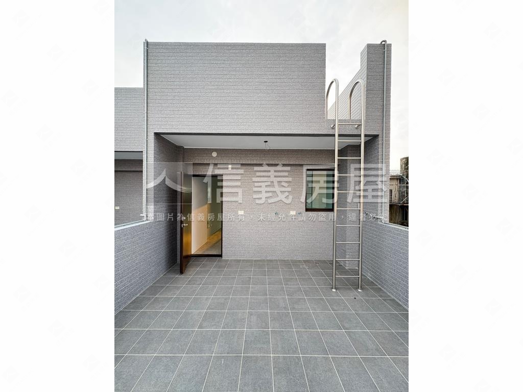 西區全新未住電梯透天房屋室內格局與周邊環境