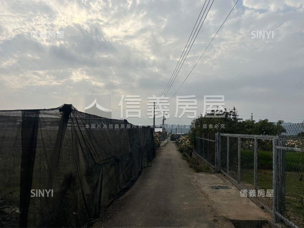 新社低總價農地房屋室內格局與周邊環境