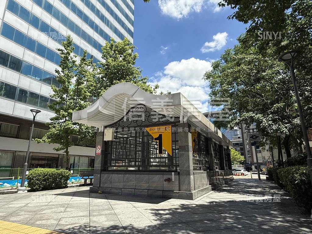 巨蛋東區置產金店面房屋室內格局與周邊環境