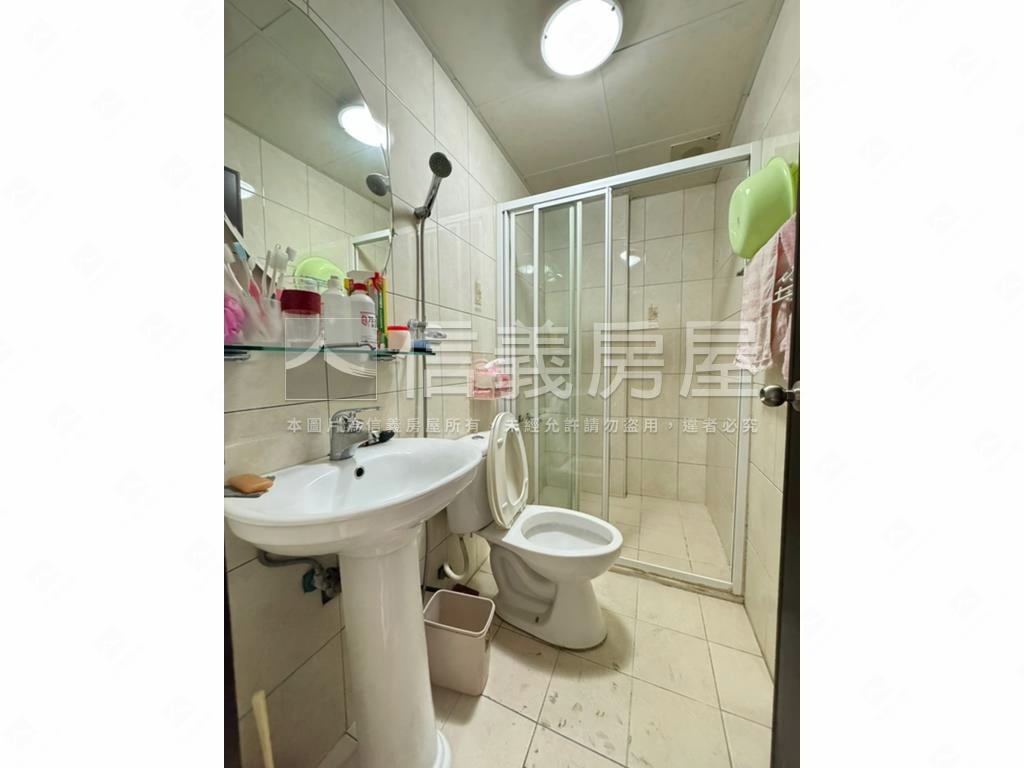 環北重劃區旁透天房屋室內格局與周邊環境