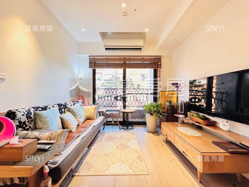 宜雄大兩房兩衛浴開窗房屋室內格局與周邊環境