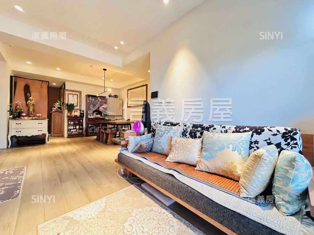 宜雄大兩房兩衛浴開窗房屋室內格局與周邊環境