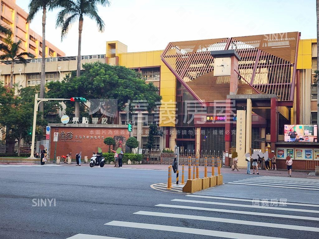 《新光仰德》高樓美裝三房房屋室內格局與周邊環境