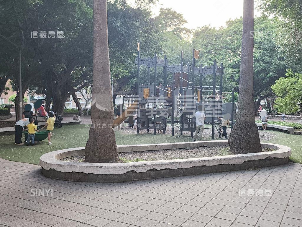 《新光仰德》高樓美裝三房房屋室內格局與周邊環境