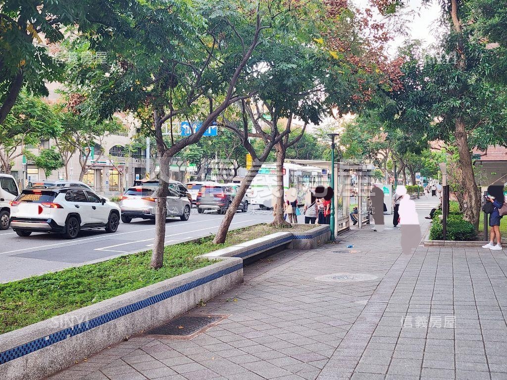 《新光仰德》高樓美裝三房房屋室內格局與周邊環境