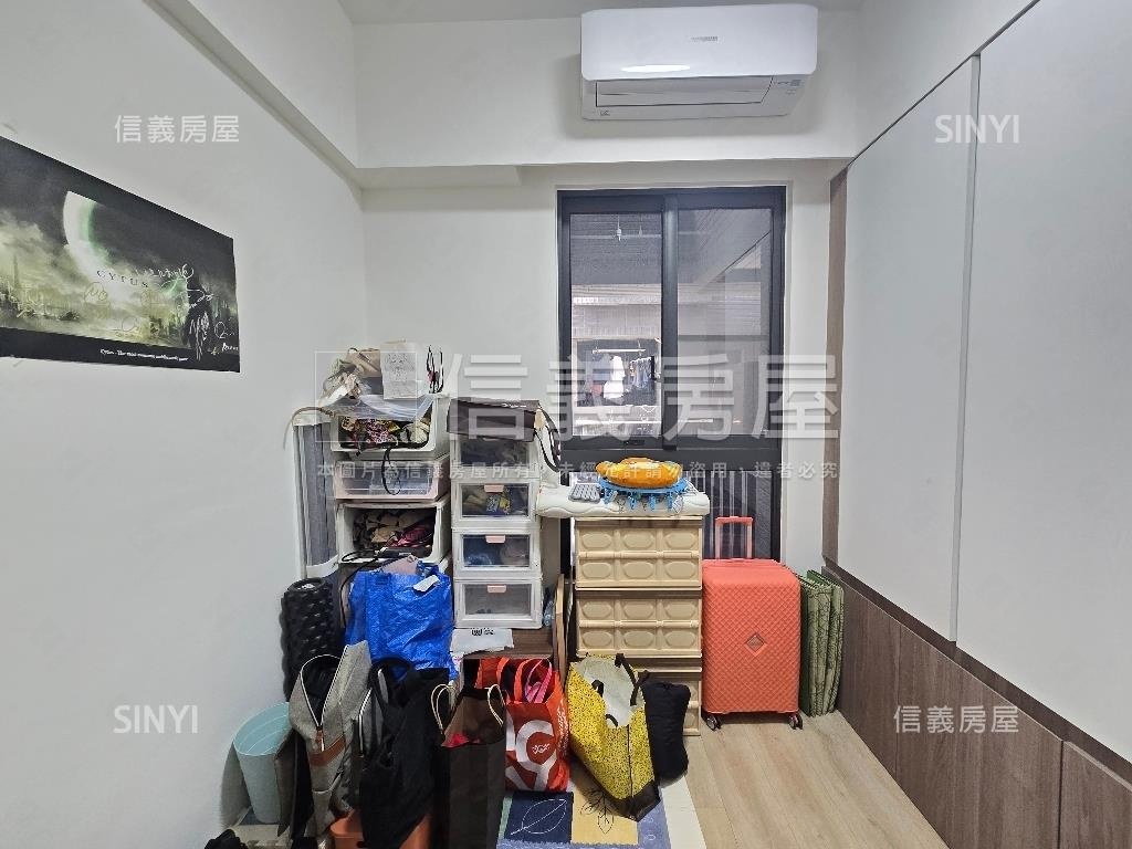 富宇裝潢採光兩房車位房屋室內格局與周邊環境