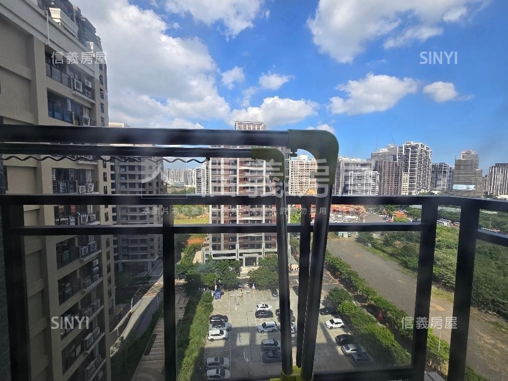 富宇裝潢採光兩房車位房屋室內格局與周邊環境