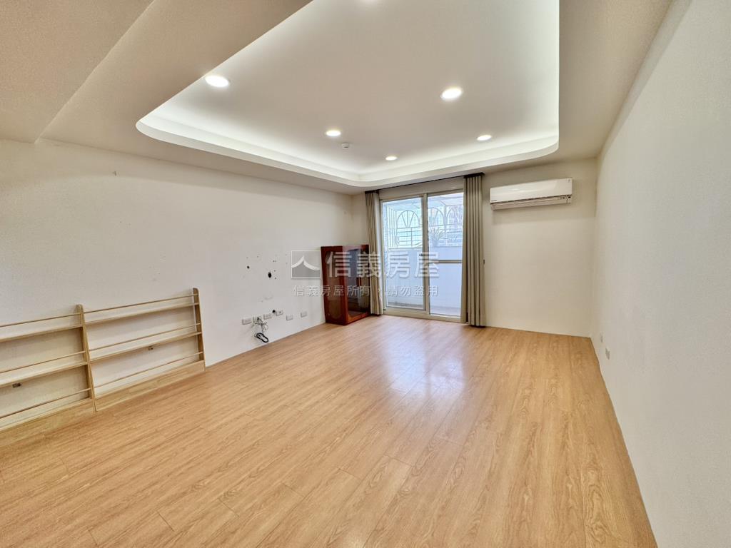 好漂亮五期次頂樓三房車位房屋室內格局與周邊環境