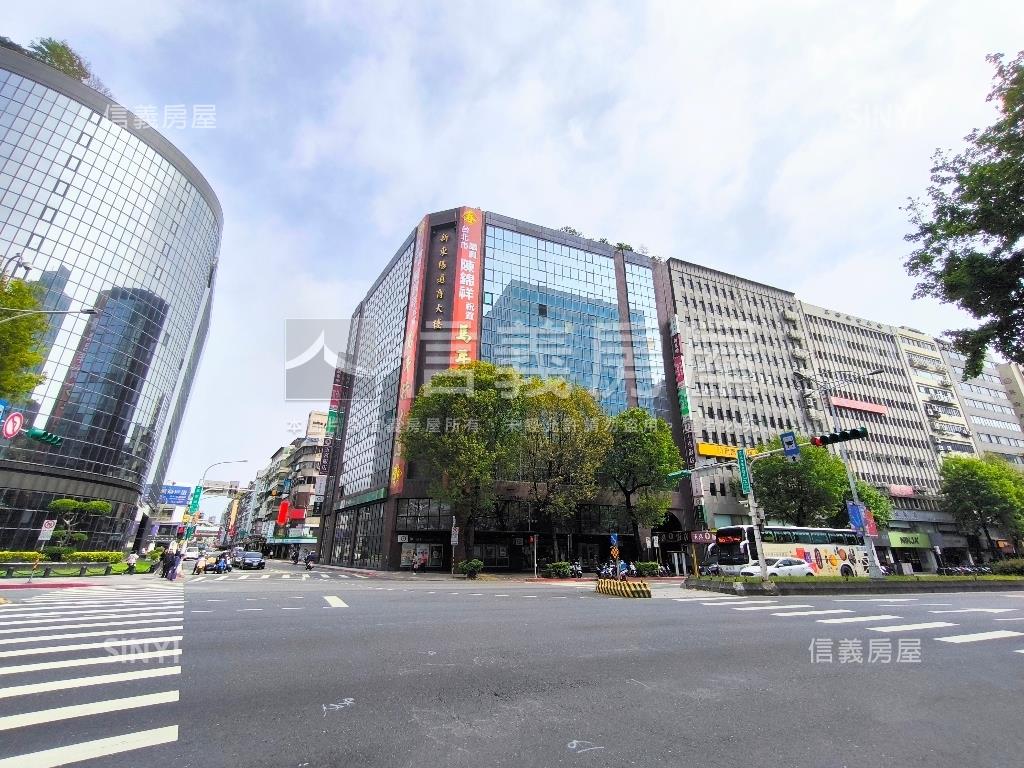 忠孝東頂級辦公房屋室內格局與周邊環境