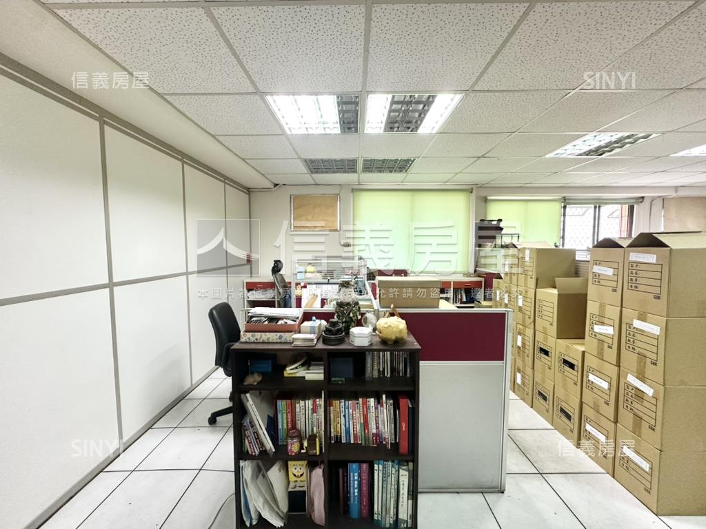 光復新座邊間豪景房屋室內格局與周邊環境