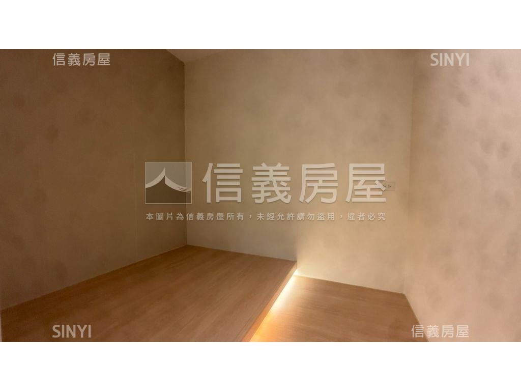 雙園全新裝潢房屋室內格局與周邊環境