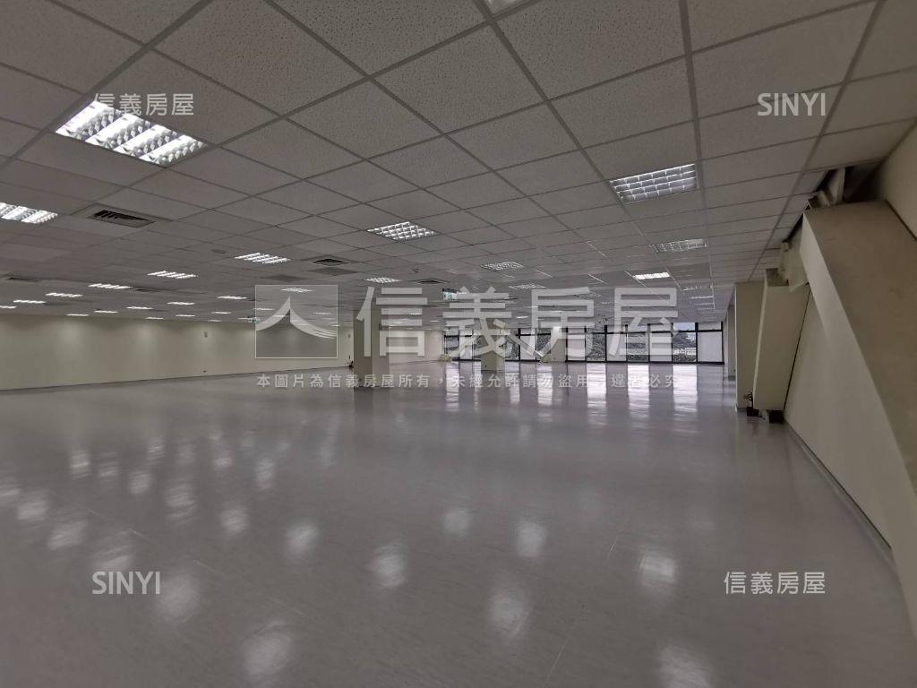 汐止南陽街鋼骨廠辦Ｂ房屋室內格局與周邊環境