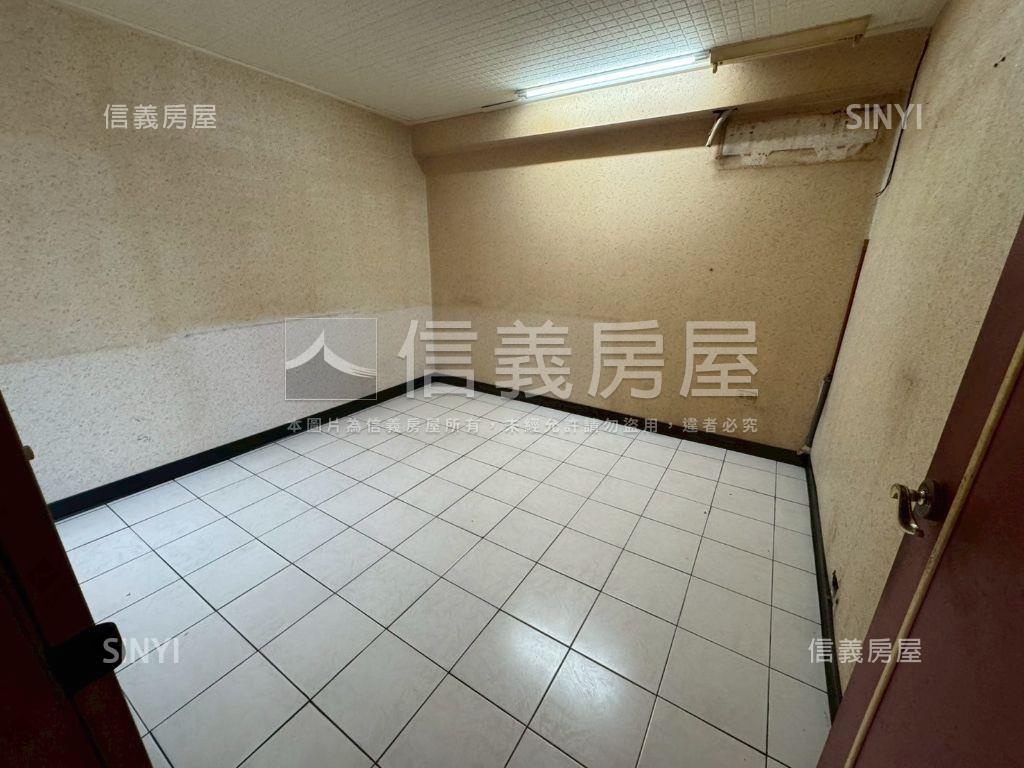 極品近柳川民族商圈金店面房屋室內格局與周邊環境