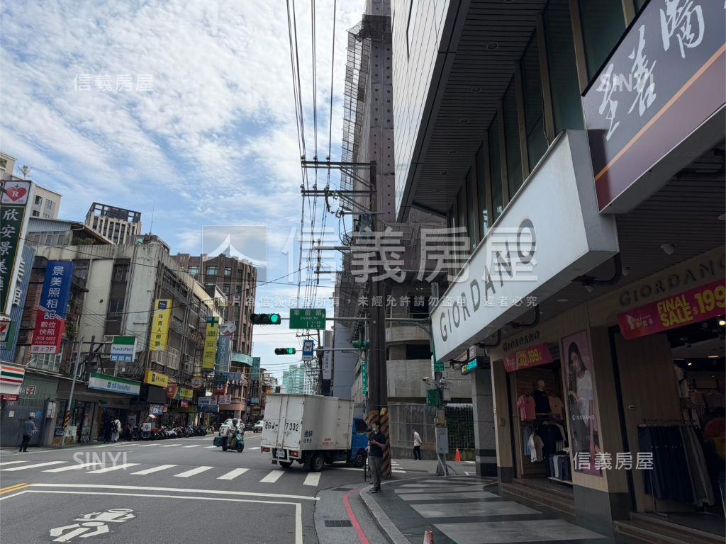 景美捷運精美大套房房屋室內格局與周邊環境