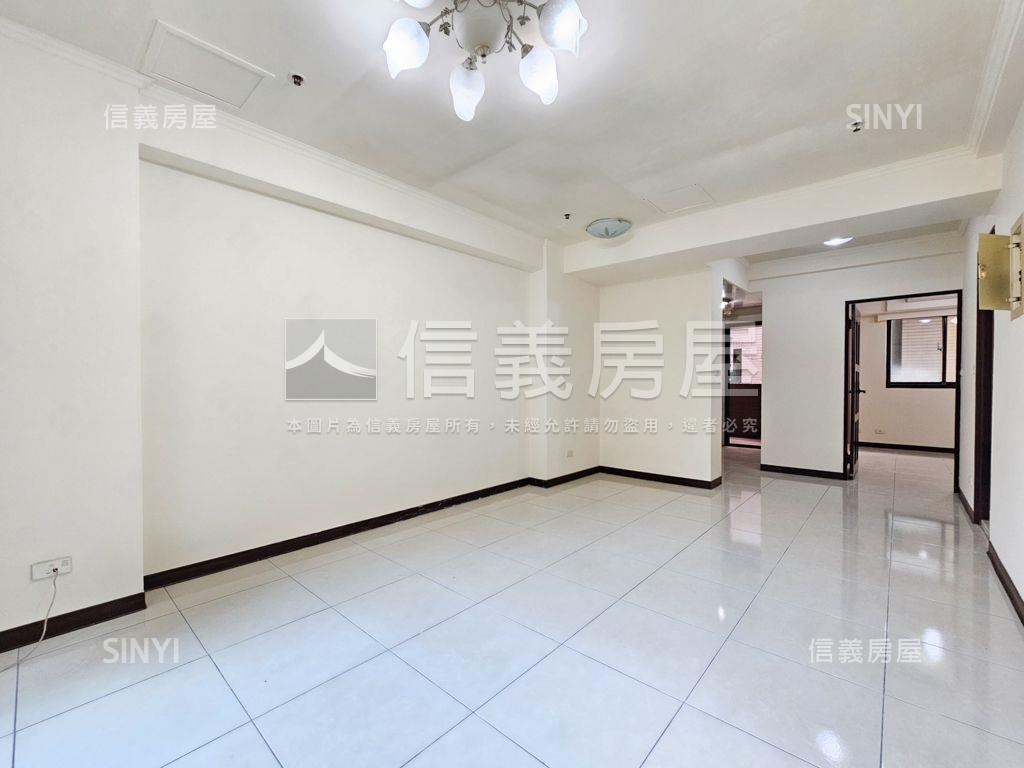 美麗歐洲溫馨套房房屋室內格局與周邊環境