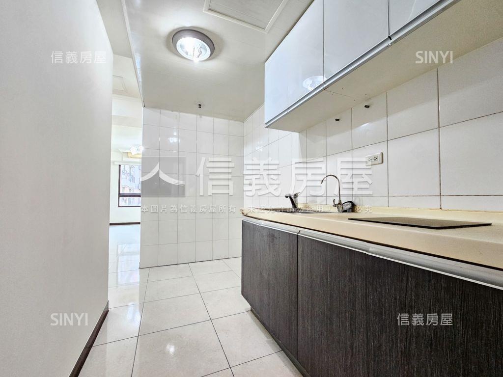 美麗歐洲溫馨套房房屋室內格局與周邊環境