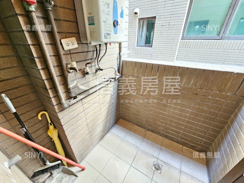 美麗歐洲溫馨套房房屋室內格局與周邊環境