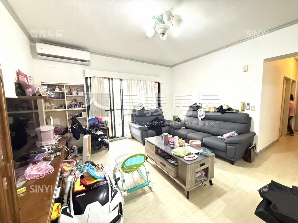 國泰名人朝南美景３房房屋室內格局與周邊環境