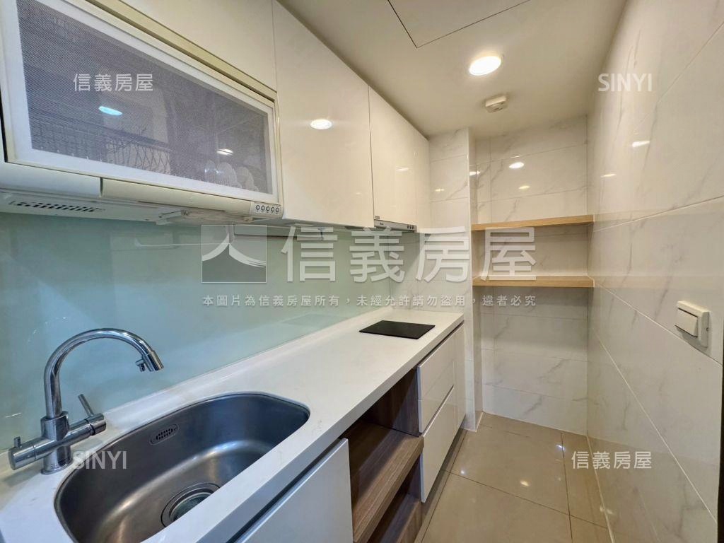 新時代面中庭美屋房屋室內格局與周邊環境